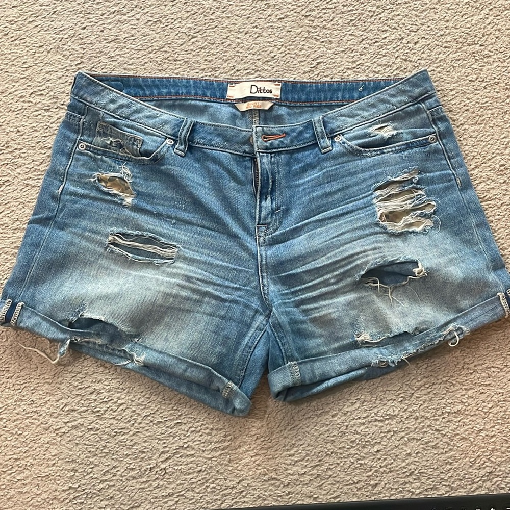 Dittos brand of shorts from Buckle